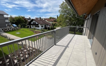 Exklusiv Wohnen: Maisonette-Wohnung mit 2 Badezimmern!